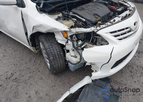 2013 Toyota Corolla Le из США, поврежденный, VIN 2T1BU4EE4DC998111